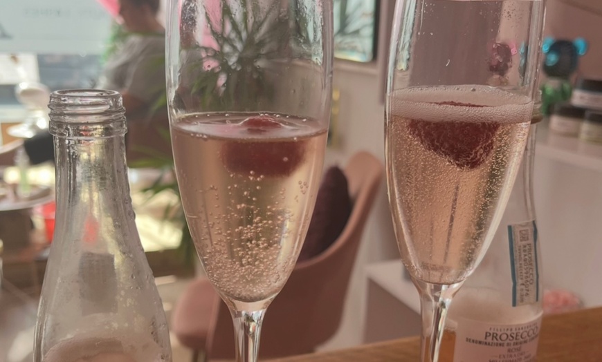 Image 5: Up to 25% Off on Nail Spa/Salon - Shellac / No-Chip / Gel at All about you beauty and training salon