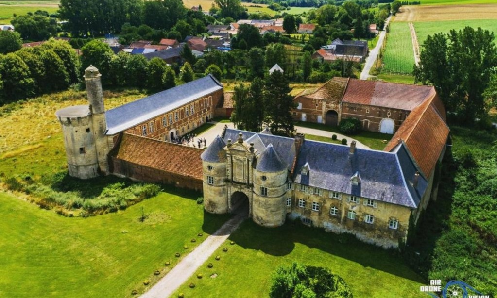 Évasion romantique au Château d'Esnes : 2h de spa privatif