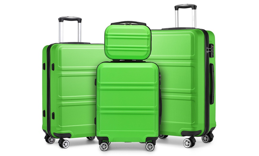 Image 2: Travel Suitcase with 360° Spinner Wheels and TSA Locks