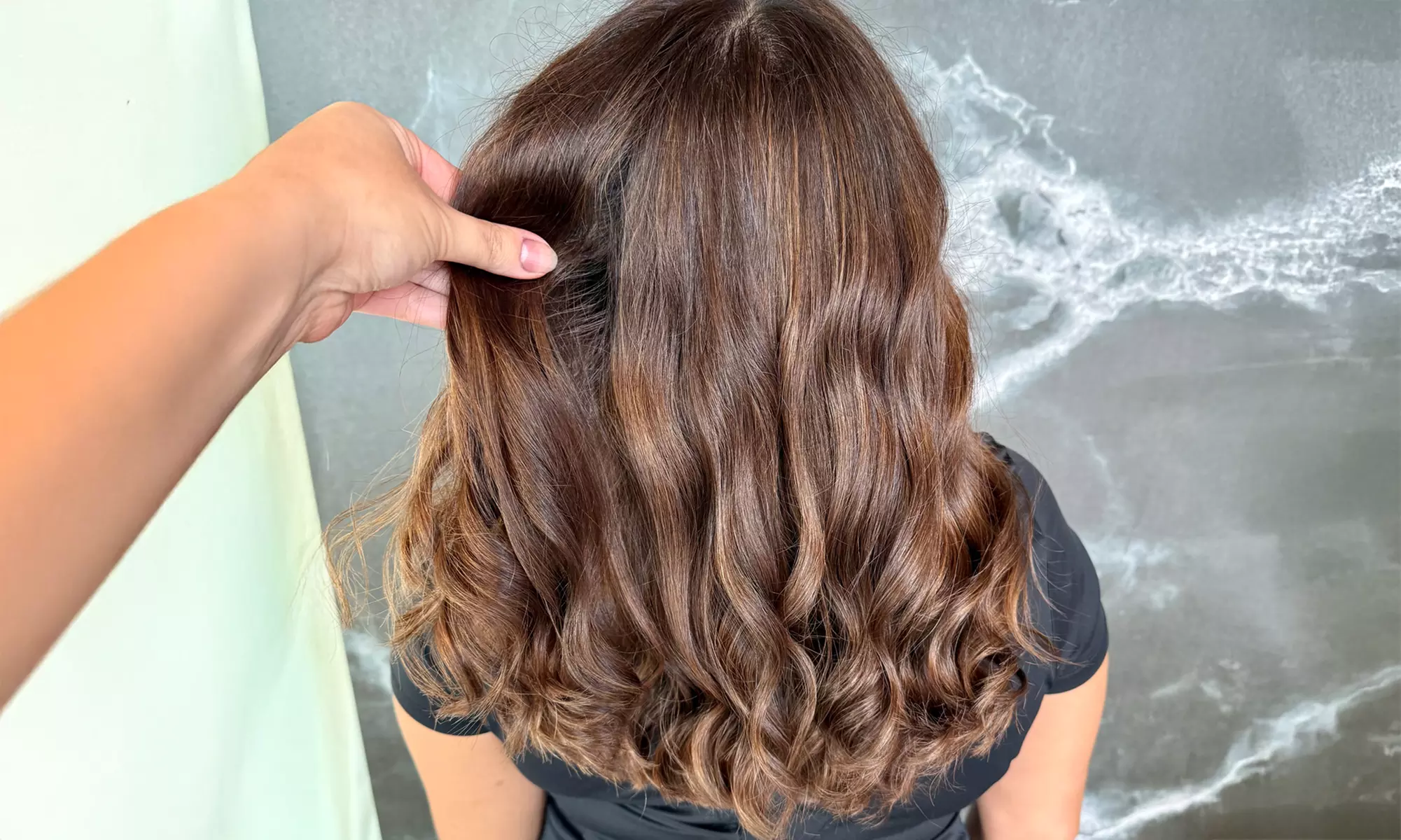 Transform Your Look with a Woman's Haircut, Color, Style