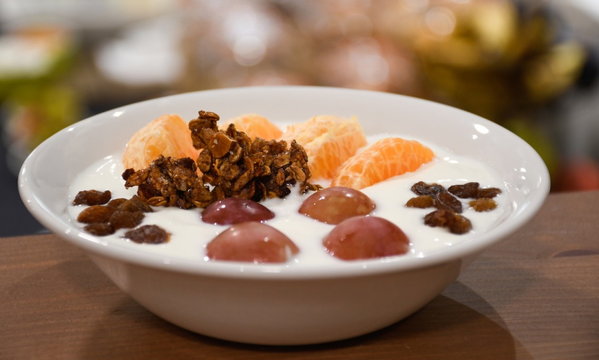 Image 15: Menú brunch para 2 o 4 personas con platos dulces y salados y bebidas