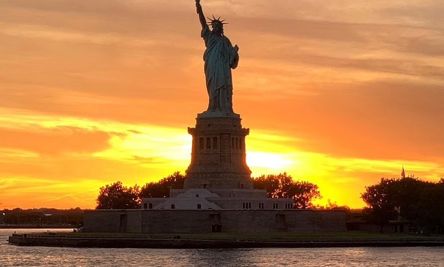 Image 1: Explore NYC's Beauty with Sunset Cruise for 1, 2, or 4 People