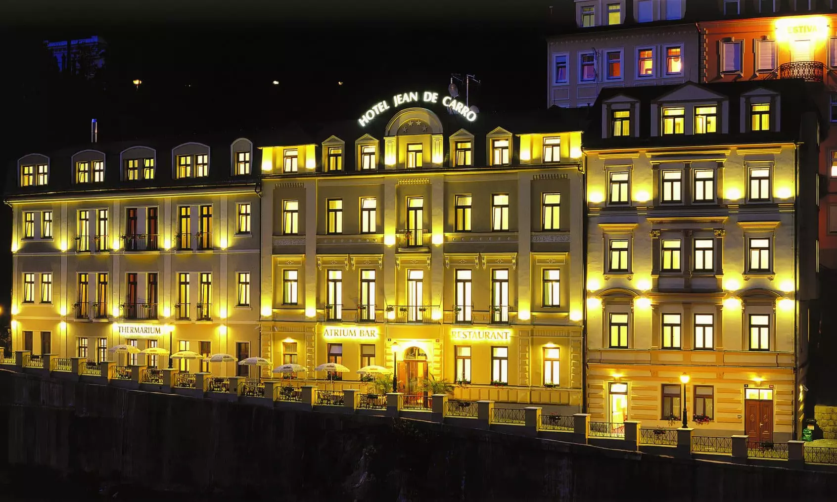 Karlsbad: Doppelzimmer inkl. Frühstück oder HP und Spa