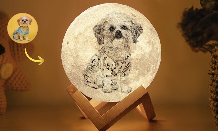 Image 2: Personalized Moon Lamps