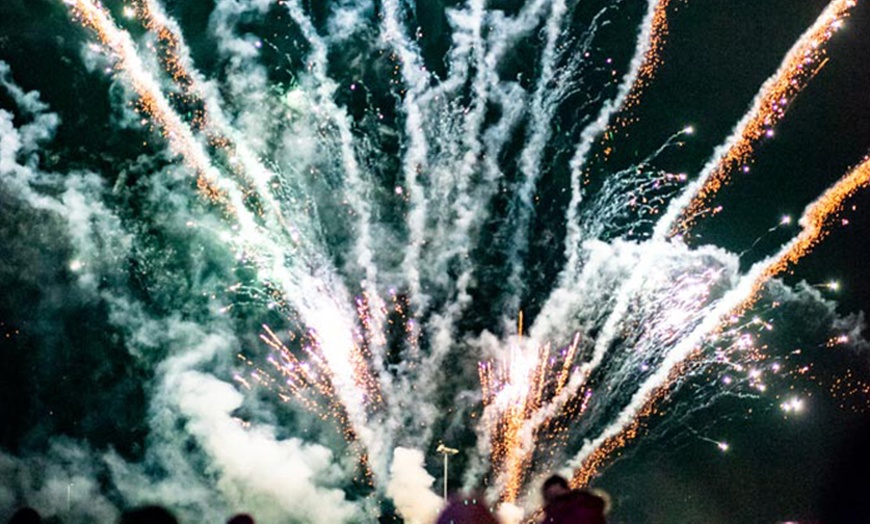 Image 6: Autumn Lights 2025: Fireworks, Music & Family Fun Ticket