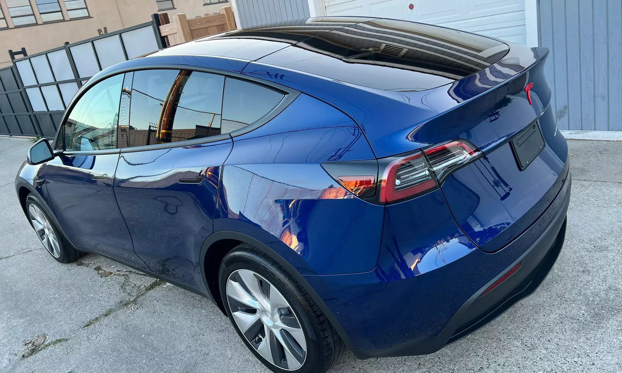 Detail Pro Ceramic Coating w/ 1 yr Protection (Sedan, Mid Size, Truck)