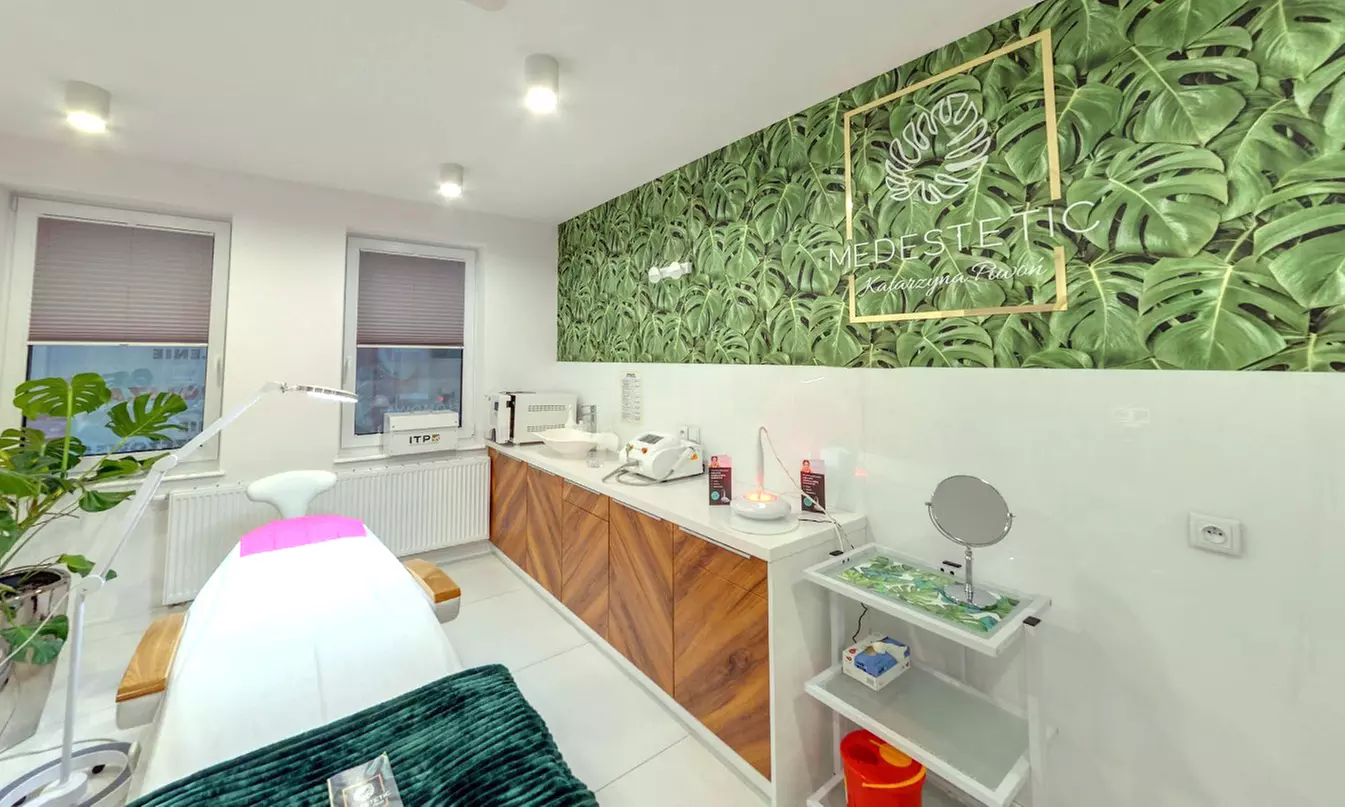 Wodorowe oczyszczanie twarzy z ultradźwiękami i maską