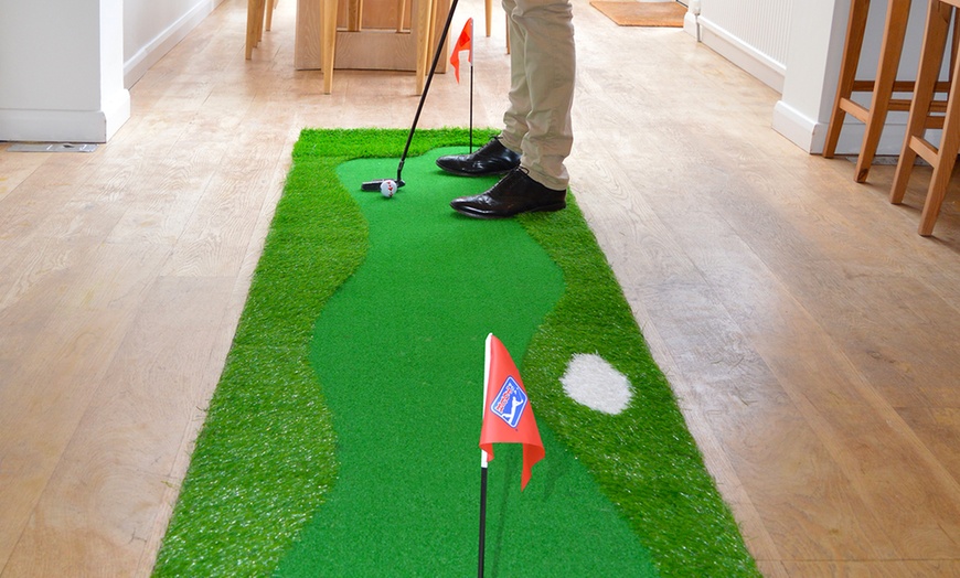 Image 3: PGA Tour Putting Mat