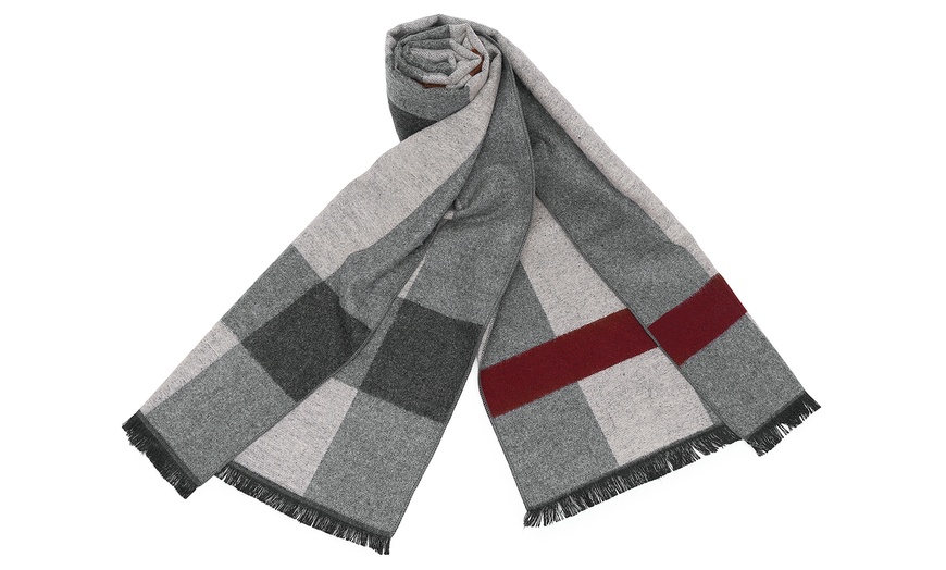 Image 20: Men's Winter Scarf