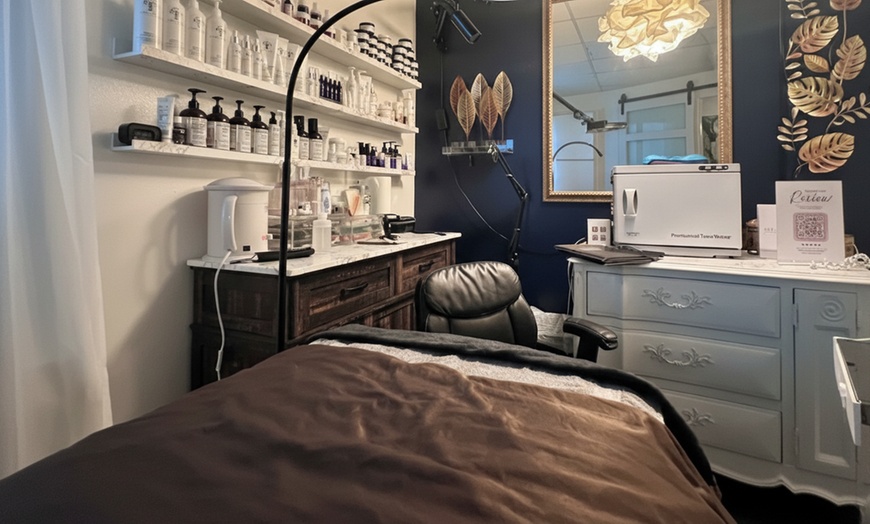 Image 9: One, Three, or Five 45-Minute Lymphatic Drainage Massages