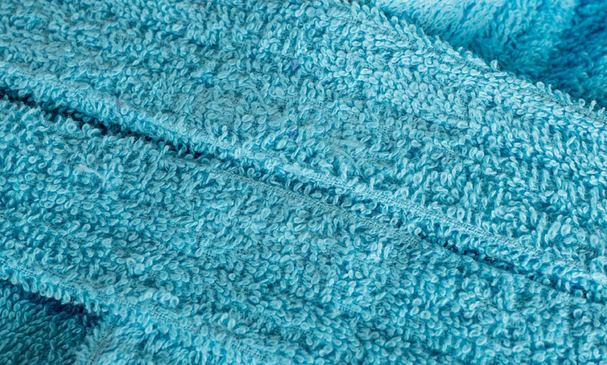 Image 24: Peignoir enfant en éponge