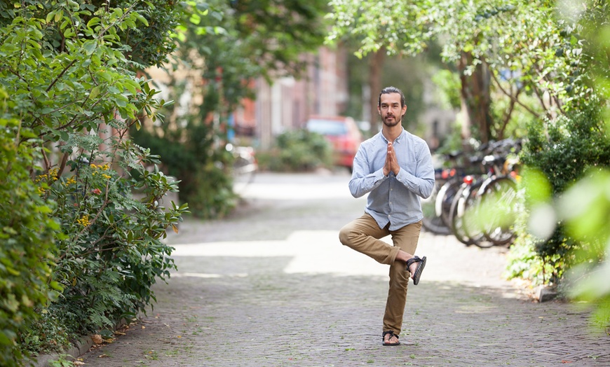 Image 4: Vind je flow: 5 of 10 yoga- of pilateslessen naar keuze in Groningen