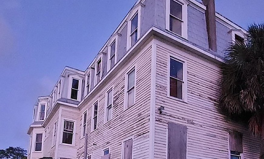Image 5: 90-Minute Galveston Ghost Walking Tour with Historic Galveston Ghost Tours