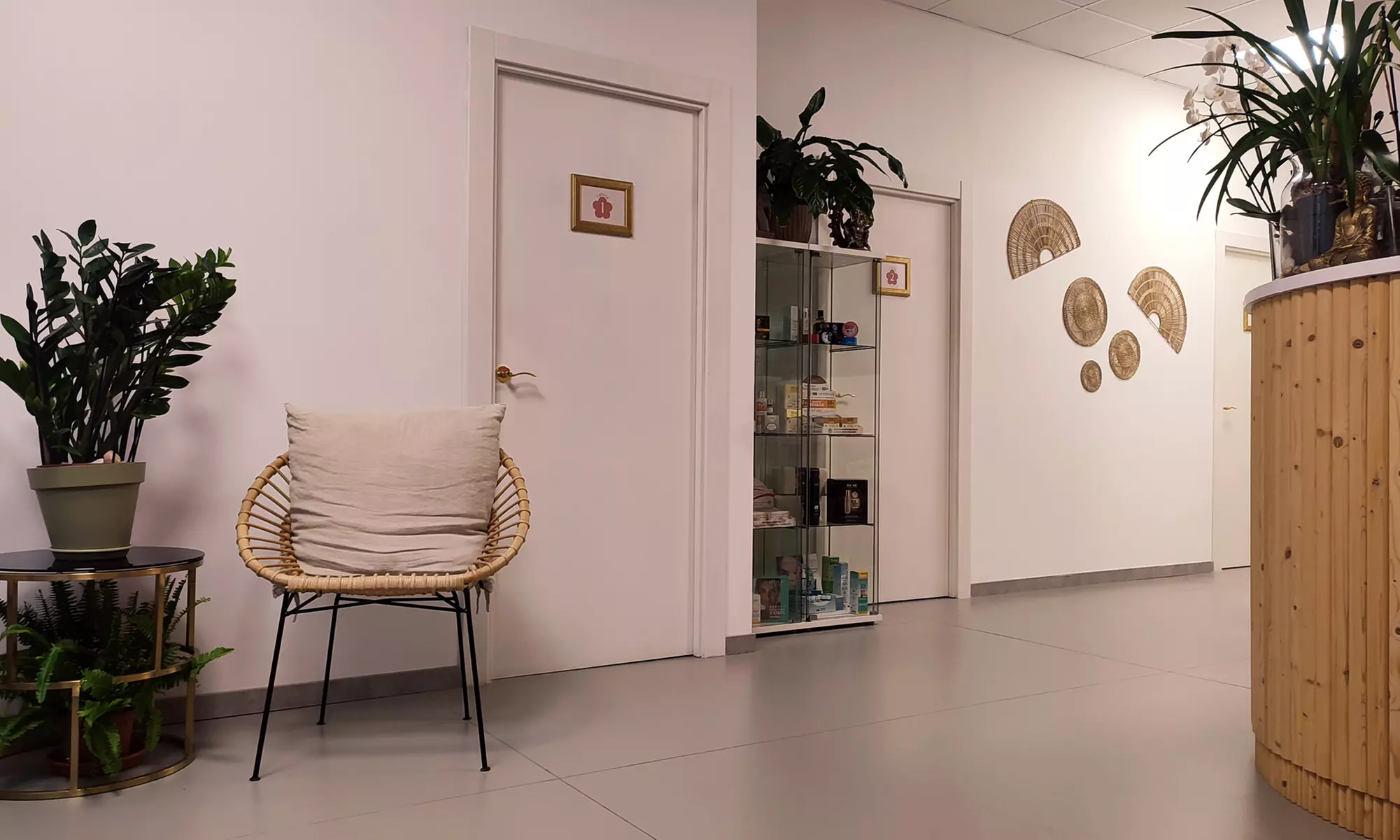 Higiene facial con microdermoabrasión y Kobido o lifting facial