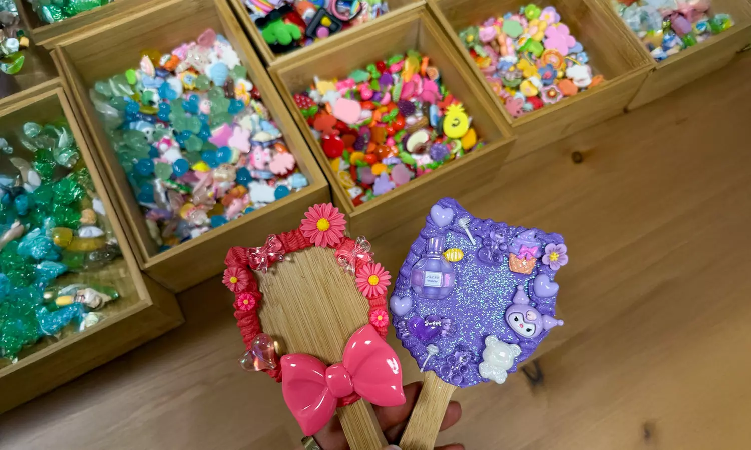 Workshop „Gestalte deine eigene Handyhülle“ inkl. Snacks und Getränke