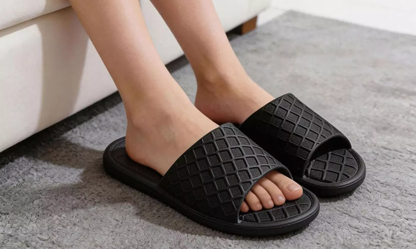 Non-Slip Shower Sandals Unisex Bathroom Slippers Indoor Home Beach Shoes