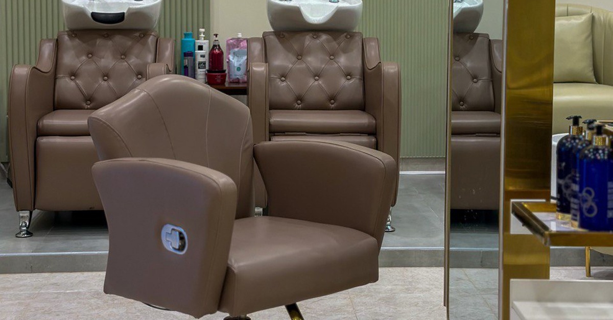 Dr Renaud Facial Or Choice Of Whitening/Diamond/Vitamin Facial Package Dr Renaud Facial Or Choice Of Whitening/Diamond/Vitamin Facial Package