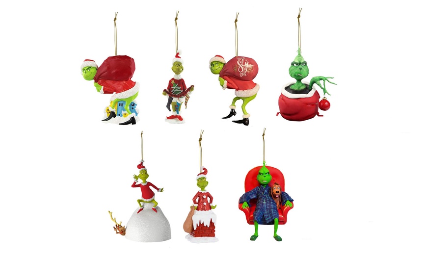 Image 10: Grinch Inspired Christmas Tree Decorations