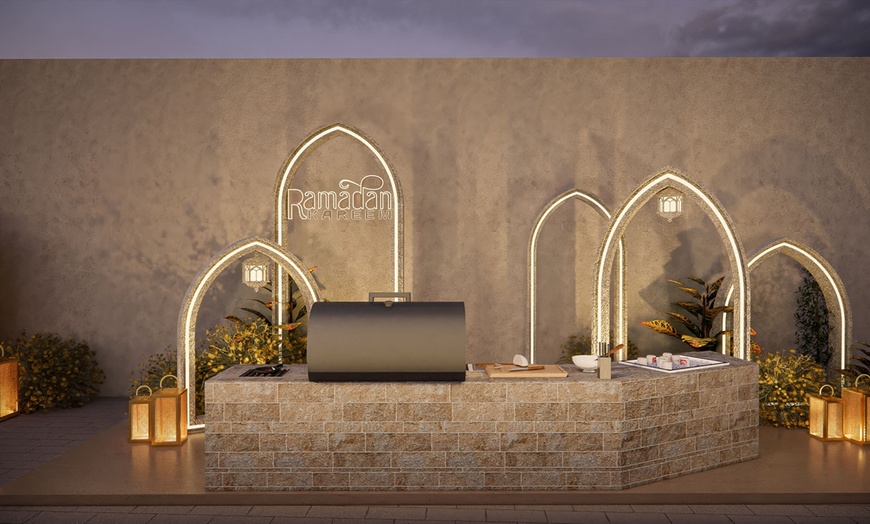 Image 2: 5* Suhoor Set Menu with Live Entertainment for 1, 2, 4 or 6 Adults