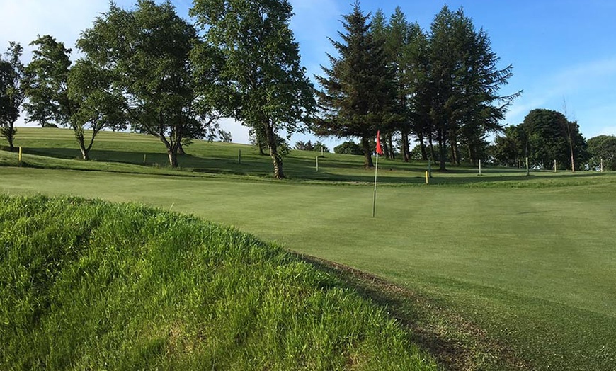 Image 4: Enjoy Round of 18 Holes of Golf for One, Two, or Four People