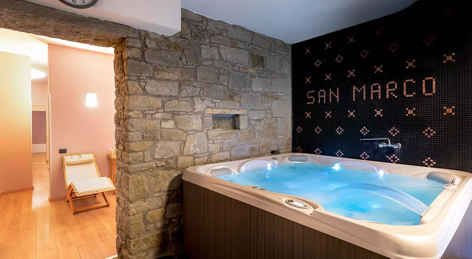 Sestola, Modena: camera con colazione o mezza pensione e Spa all'Hotel San Marco 4* - ideale per coppie e famiglie - Primary Image