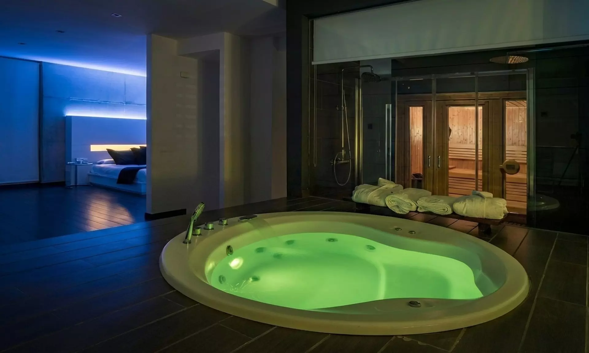 Castellón: suite junior o máster privada a elegir