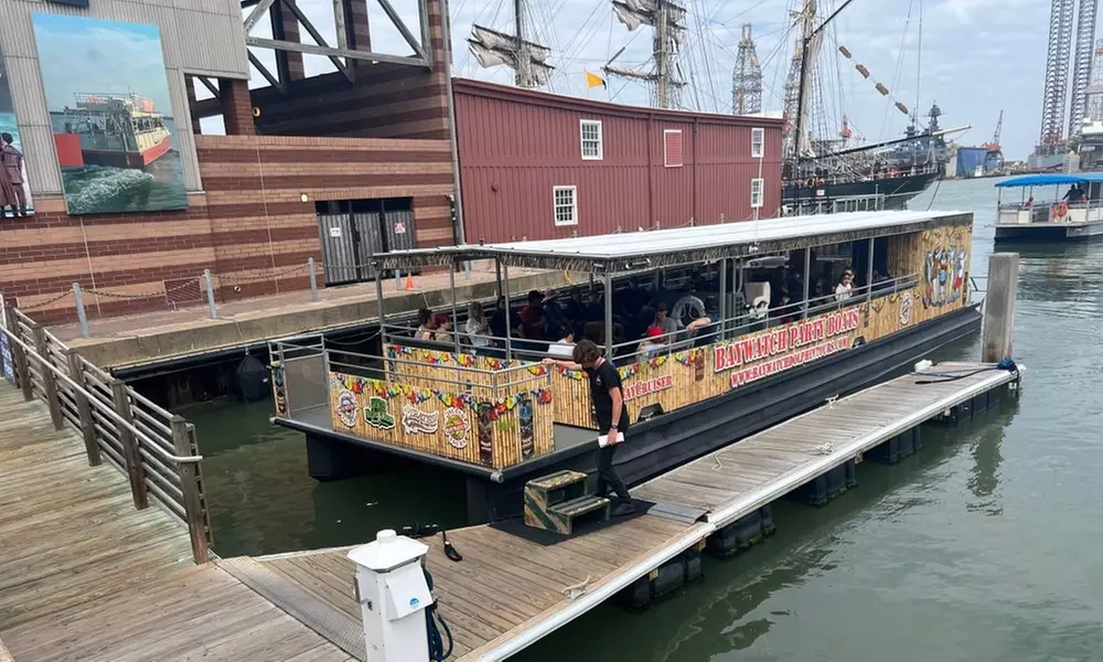 60 Minute BYOB Sunset Cruise – Adults-Only with Gulf Coast Views