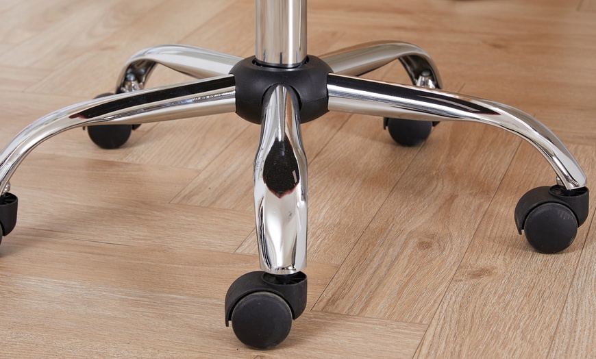 Image 13: Office Chair Collection