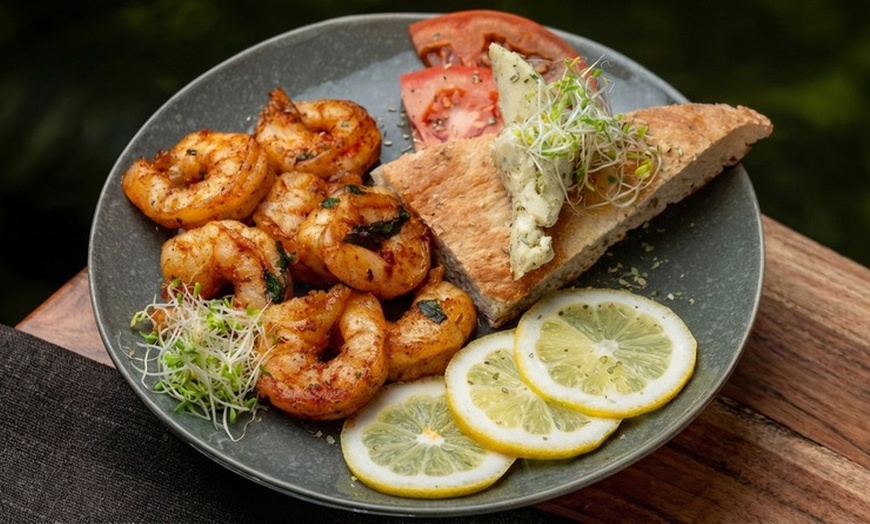 Image 4: Delightful 3- or 4-Course Dining Experience in the Heart of New York