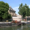 Image 14: Remontez le temps sur les eaux du Canal Saint-Martin
