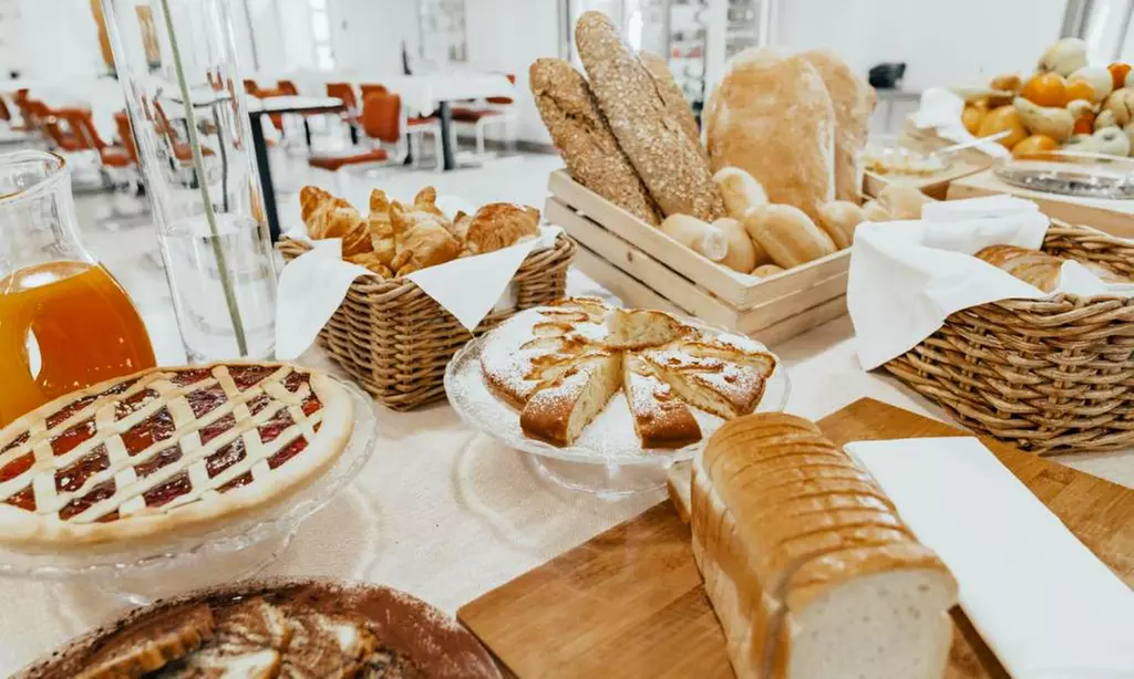 Montecatini 4*: soggiorno con colazione, cena, piscina o percorso Spa