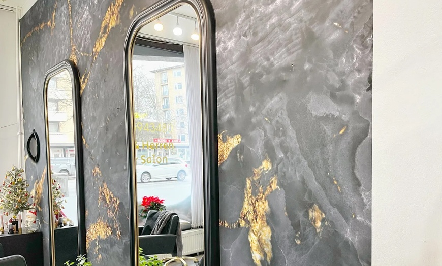 Image 7: Haarschnitt für Damen: Spitzen schneiden oder alle Schnittarten