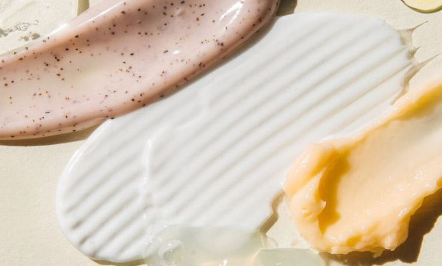 Image 18: Glow with HydraFacial and CO₂ Mask Therapy w/w/o Radiofrequency