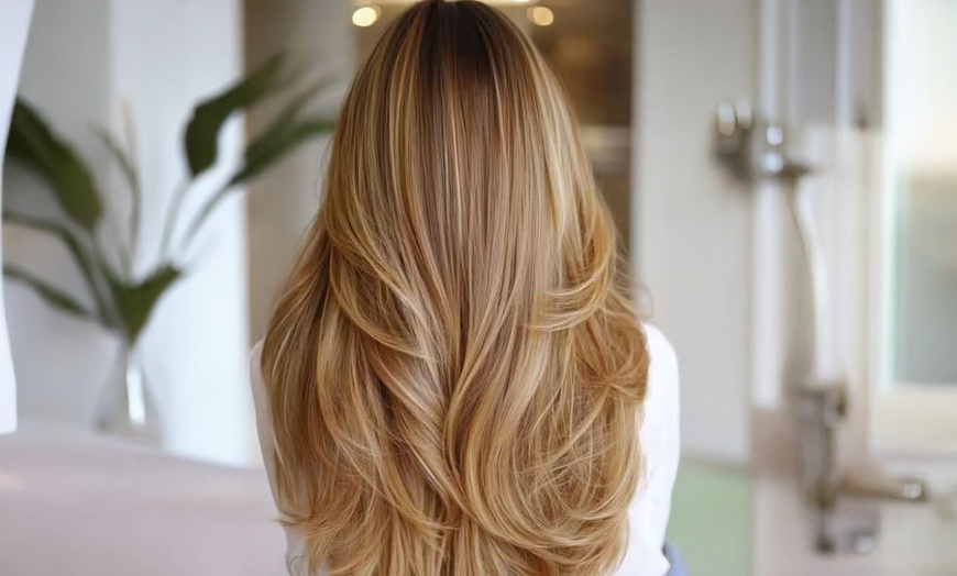 Image 4: Hairwash, Haircut or Hairspa with Cut & Blowdry with Optional Services