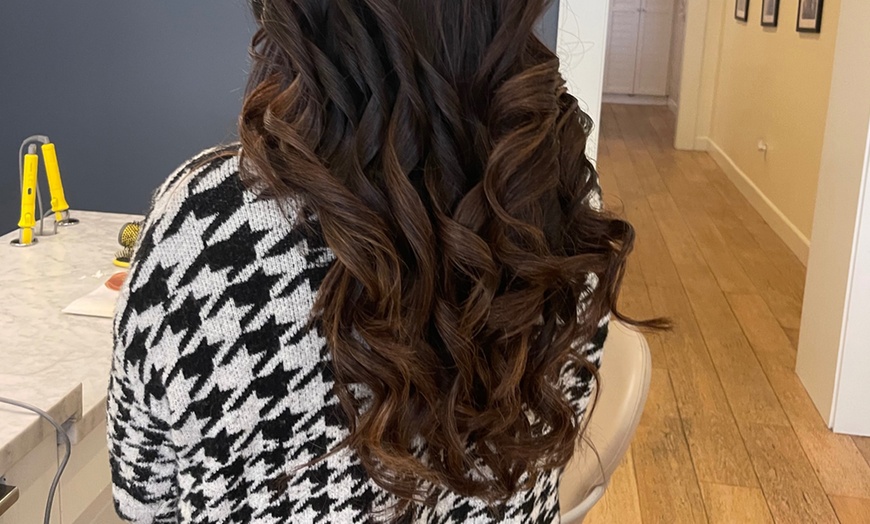 Image 5: Conditioning Treatment, Scalp Massage & Style or Detox Shampoo Package