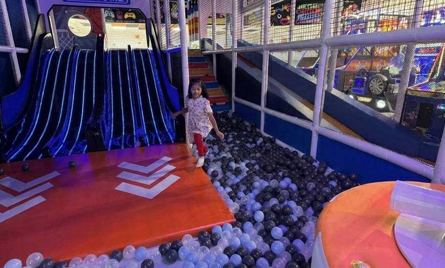 Image 8: Kids Birthday Parties with Play, Pizza & Arcade – Oakland County