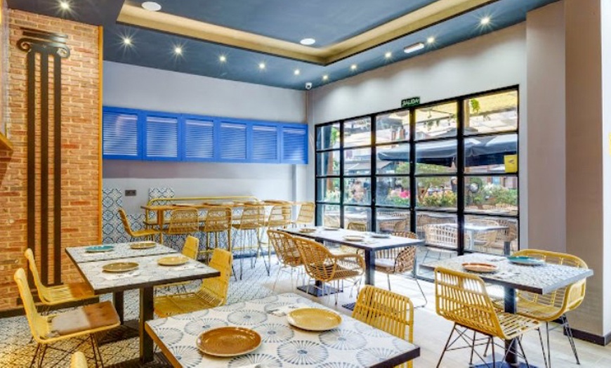 Image 4: Menú italiano para 2 o 4 con postre y bebida en el C.C. Plaza Mayor