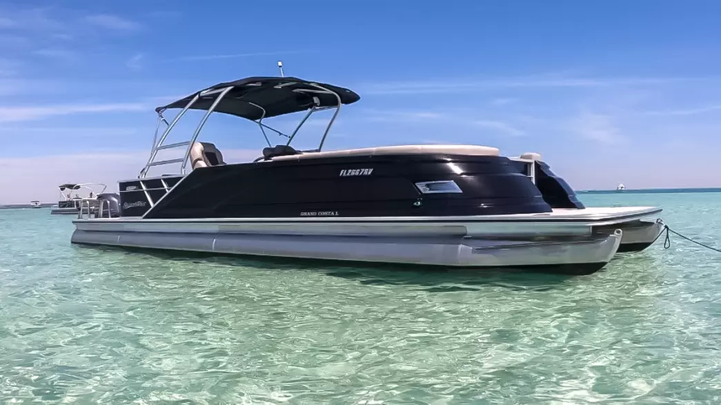 2 or 4-Hour Dolphin and Crab Island Cruise Or 2-Hour Sunset Cruise