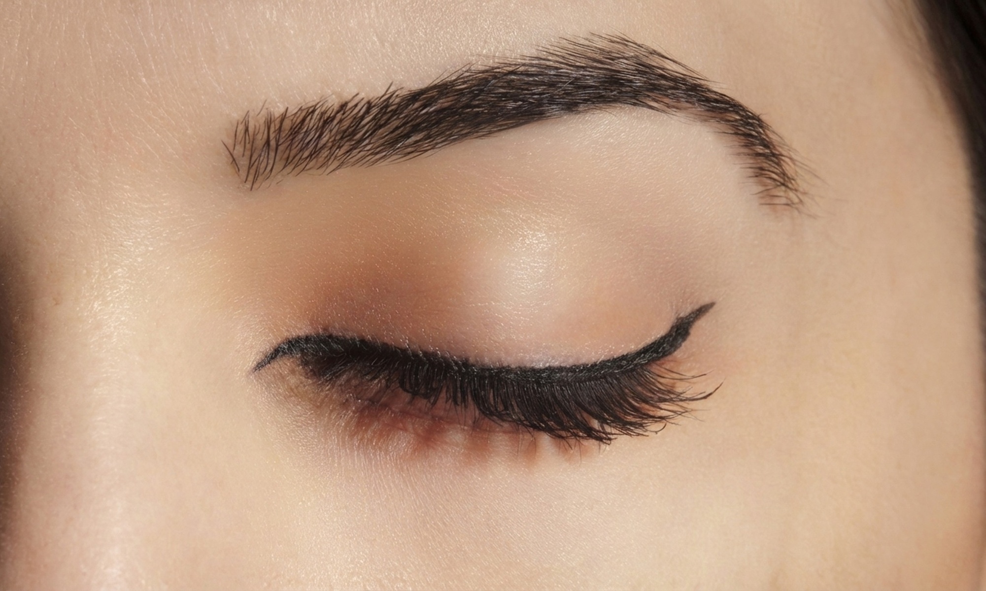 Glamour Max Set or Classic Synthetic Eyelash Set with Optional Facial