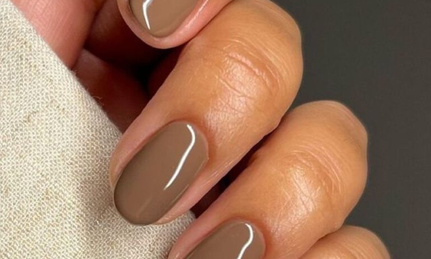 Image 18: Autumn inspiration: Deluxe Gel Polish or BIAB Manicure Awaits You