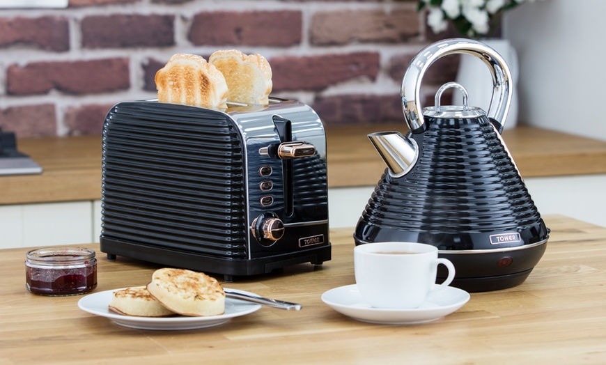 Image 2: Tower Kettle and Toaster