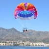 Image 1: Paseo en parasailing para 2 o 3 personas 