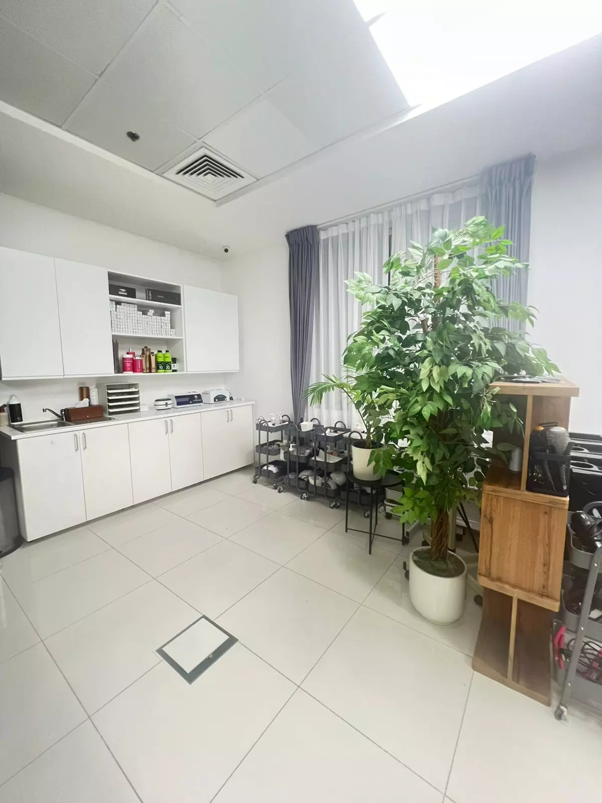 Hair Wash & Blow Dry with Optional Haircut & Roots Color