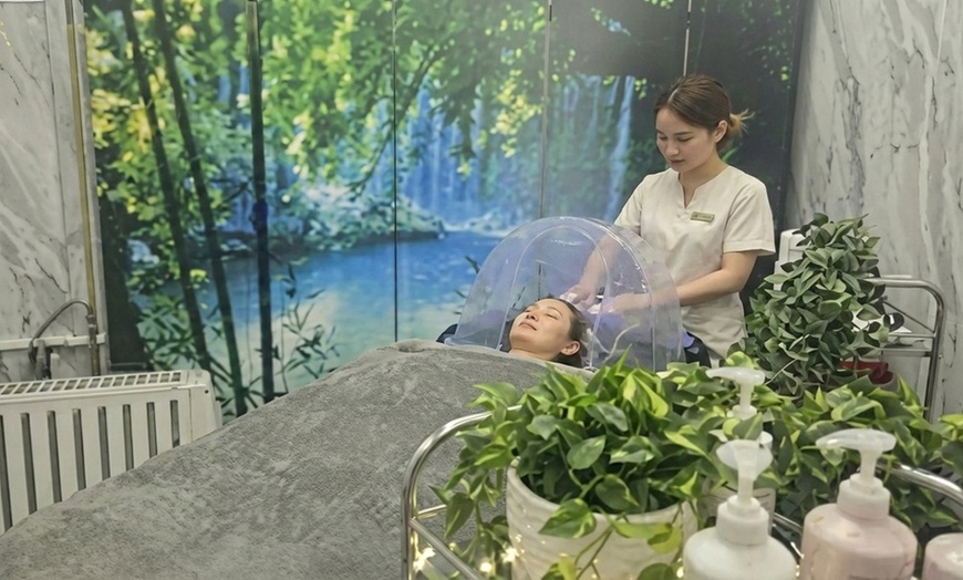 Image 3: Customize Your Pamper Session 60 or 90-Minute Pamper Package