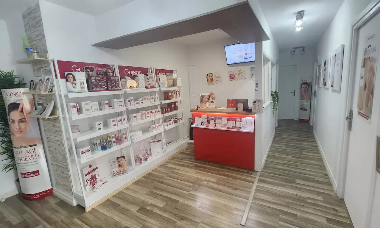 Soins du corps ou du visage avec sauna, modelage, gommage ou épilation au fil (jusqu'à 63% de remise) - Image 3