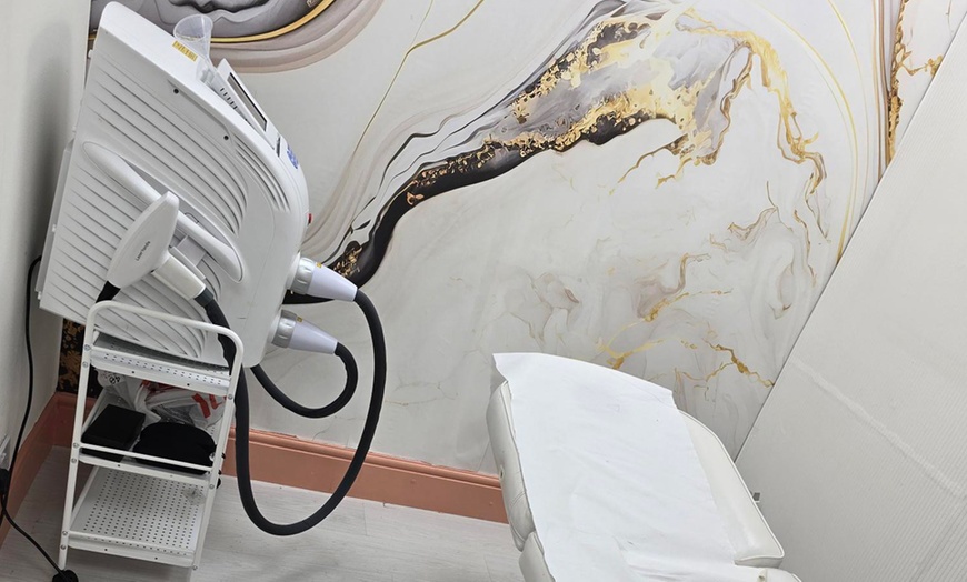 Image 2: Glowing skin with HydraFacial, Chemical Peel, or Micro needling & LED 