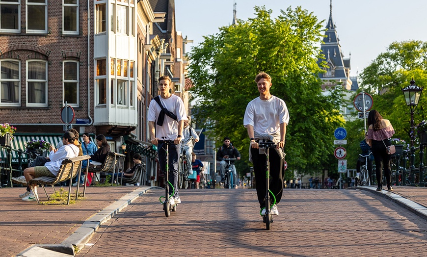 Image 20: Amsterdam per elektrische step: 1 of 3 uur of een hele dag