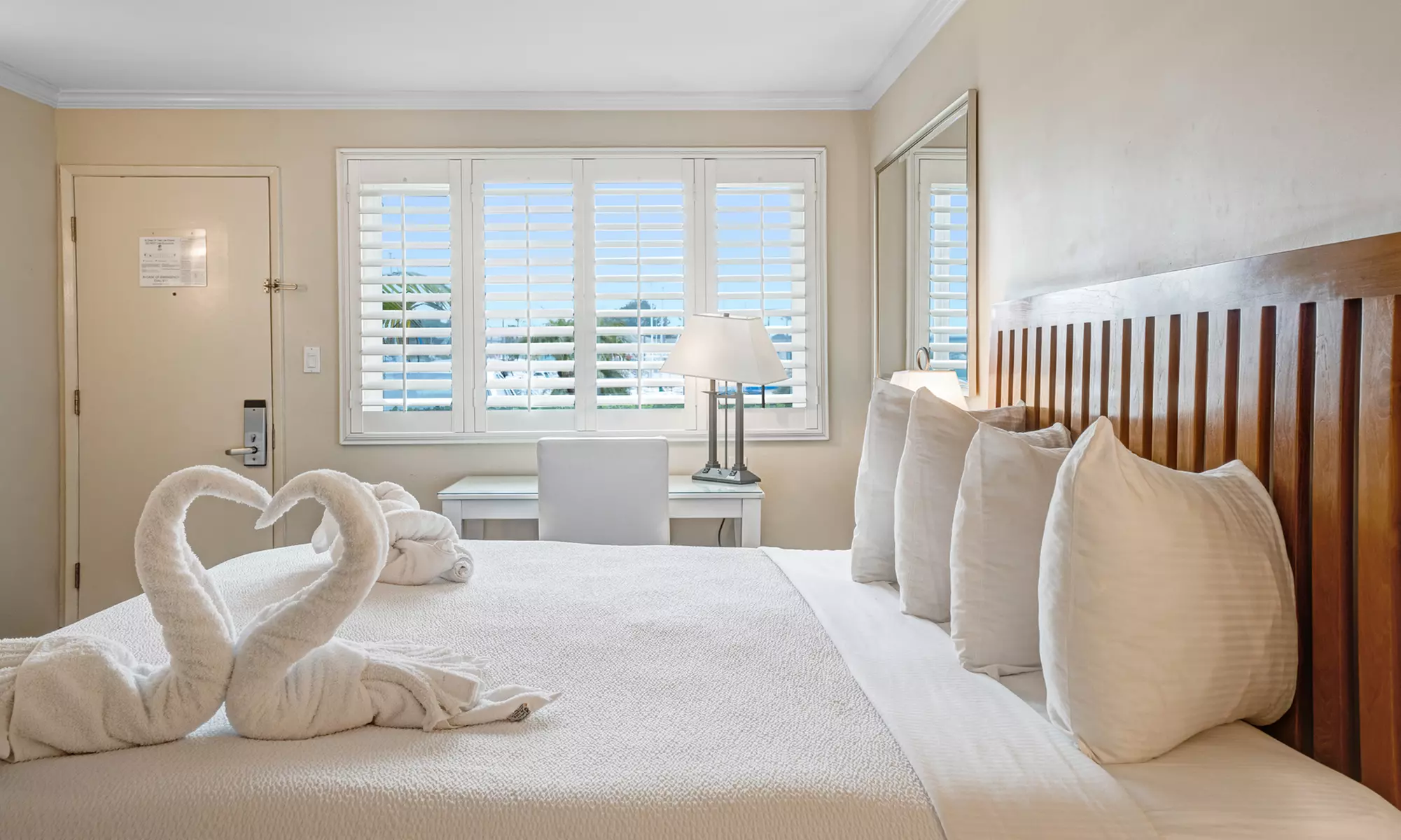 Waterfront Resort on Mission Bay with Two Heated Pools