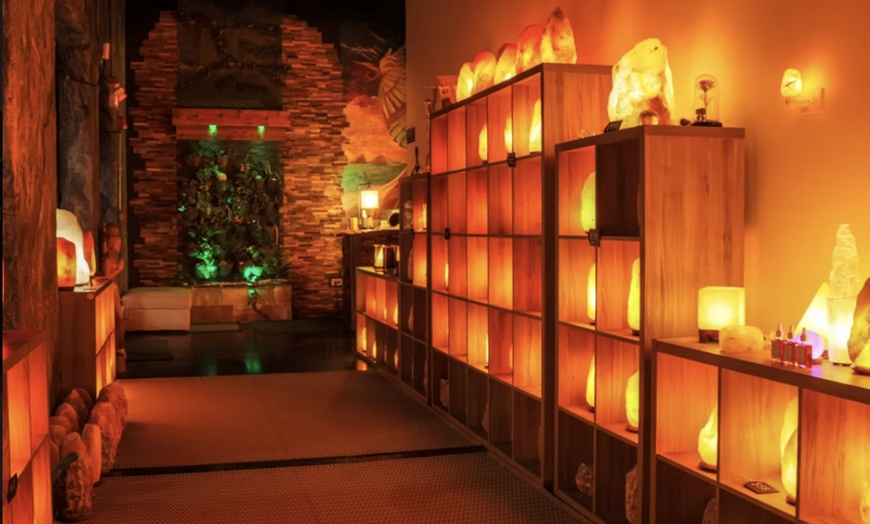 Image 5: Experience Handcrafted Salt Cave Bliss at The Salt Escape Arlington
