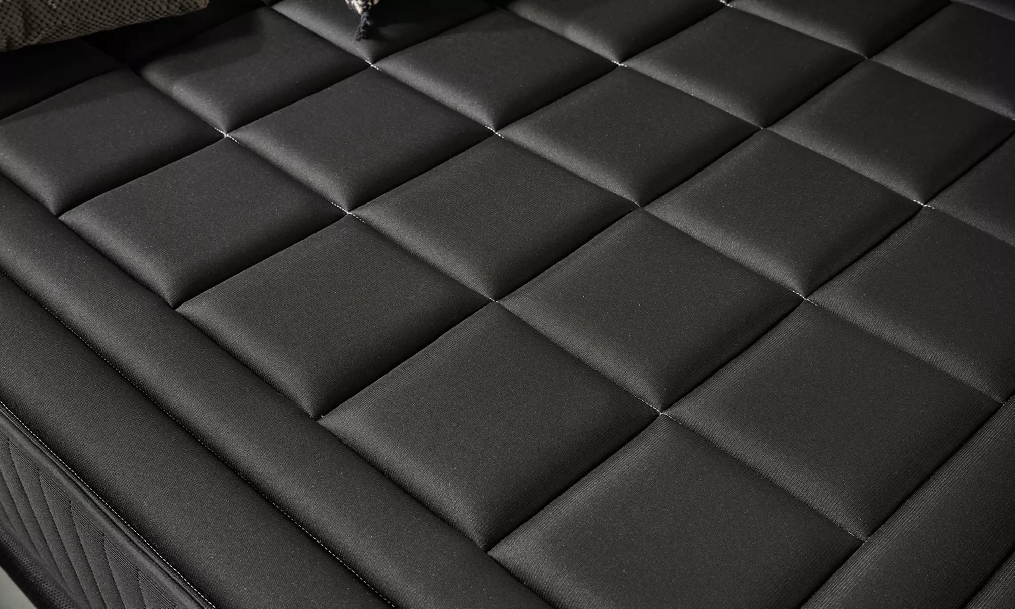 Materasso King Nero 30 cm con molle insacchettate